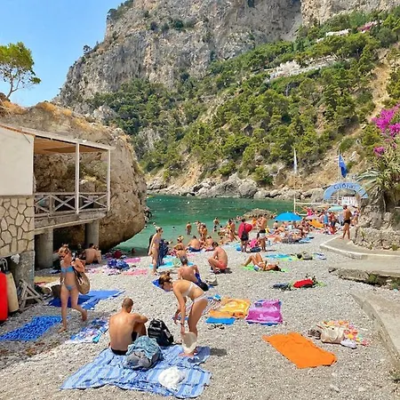 Semesterbostad On The