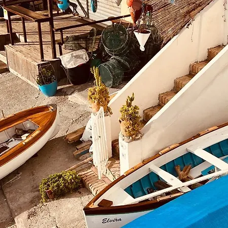Syrenide Sul Mare * Capri